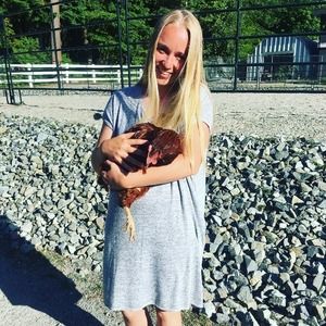 Meet your Posher, Lauren